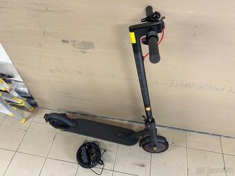 Predám zánovná kolobežka XIAOMI pro 2, nájazd 125km