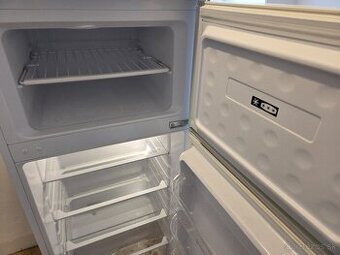 Chladnička s mrazničkou Indesit A+