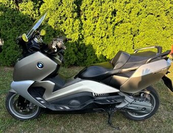 BMW C 650 GT skúter