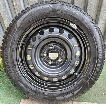 Originálna zimná sada Toyota - 5x100 r15 + GY 185/65 r15