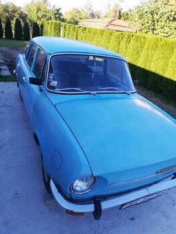 Skoda 100