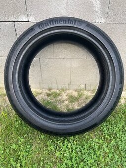 Letná Pneu Continental 225/40 r19