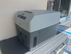 Predam prenosnu auto chladnicku Waeco TC14