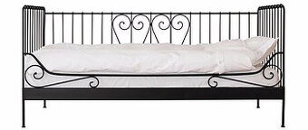 Ikea kovová posteľ