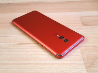 Predám UMIDIGI S2 L 6 palcový 4G LTE 4GB RAM 32GB ROM /