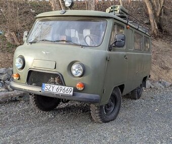 UAZ 452 Buchanka