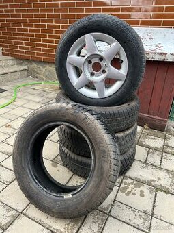 Zimné pneumatiky Barum 165/70 R13 + elektróny Borbet