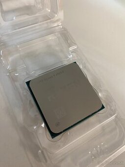CPU - AMD Ryzen 3900X