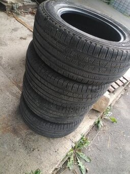 Celorocky Pirelli Scorpion 235/60 R16
