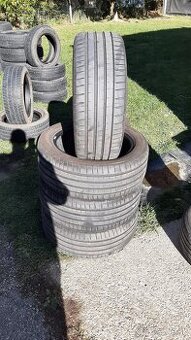 235/50r18 101Y  Michelin letne