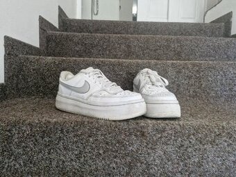 Nike Court Vision Alta DM strieborne