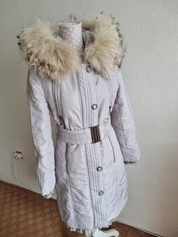 bledošedá luxusná bunda Kara s pravou kožušinou M