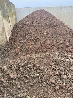 Darujem vykopovu zeminu