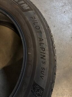 235/60 R18 Michelin alpin 5 SUV