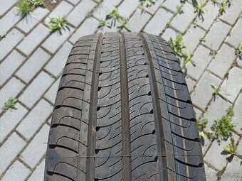 Prémiové letné pneu GoodYear EfficientGrip Cargo 215/65 R16C