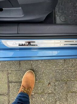 Prahové lišty pod dvere ŠKODA VOLKSWAGEN