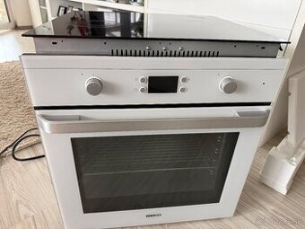 Teplovzdušná rúra a varná doska BEKO