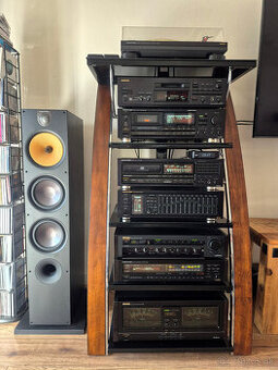 Onkyo Grand Integra + Bowers & Wilkins 683 S2