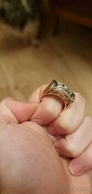 Zlaty prsten