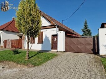 Krásny rodinný dom s rozľahlým pozemkom