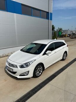Hyundai i40 1.7CRDi 100kW Bussines Edition, A/T, r.v. 2015