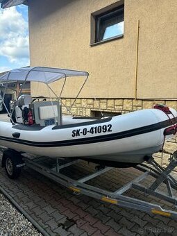Motorový čln s pevným dnom JOKER BOAT