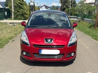 Predam Peugeot 5008 7 mistne , r.v 2010, 2.0 diesel 110KW