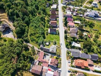 STAVEBNÝ pozemkok – Beluša, Slatinská ulica