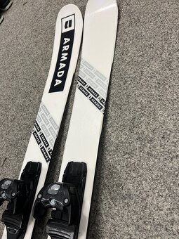 Freestyle lyže Armada Edollo - 164cm - Henrik Harlaut