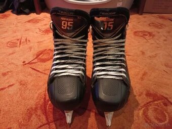 Brankárske korčule Bauer PRO,custom,vel.10,šíře FIT2 až FIT3