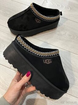 Dámske UGG Tazz