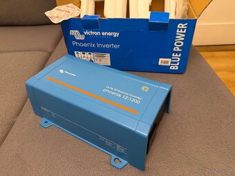Nový Menič Victron 12V/1200VA, verzia 120 Voltov