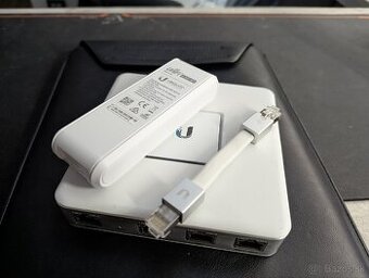 Unifi gateway ( USG ) + cloud key