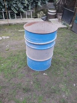 Plechové sudy 200l