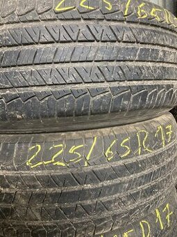 225/65R17