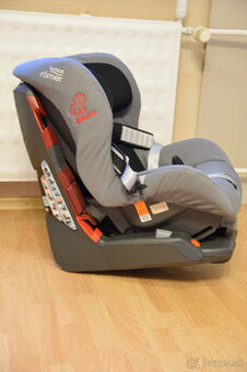 Britax Romer Safefix plus 9-18kg