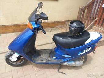 Predam skuter aprilia 50cc s tp špz