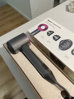 Dyson Supersonic Hair Dryer Fuchsia Pink