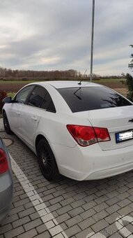 Chevrolet Cruze 1.6 r.v.2013.11