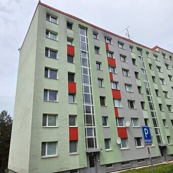 TROJIZBOVÝ BYT V BANSKEJ BYSTRICI – SÁSOVÁ