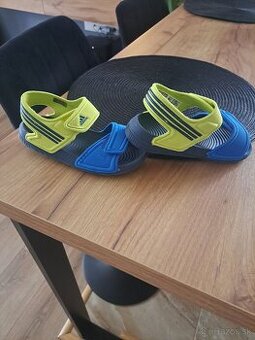Adidas sandale 27
