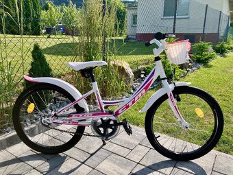 Detsky bicykel CTM Maggie, pripravený na sezónu
