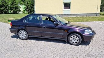 Honda Civic 1,5 VTEC LS 84 KW