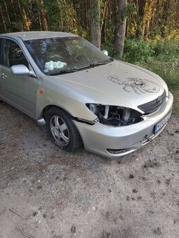Toyota camry 2003 2.4-vvti benzin /lpg manuál