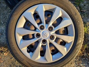 Zimne pneumatiky 205/60 R16 na diskoch 5x114,3 + TPMS + pukl