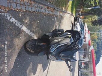Honda Forza 125