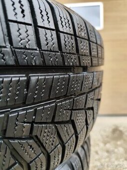 Predám zimné pneumatiky Hankook 225/60 r17