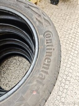 Continental 215/60 r18