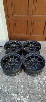 OZ Alleggerita 9JxR18 5x114,3 ET10