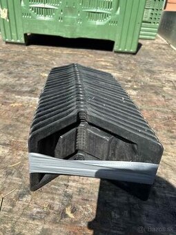 Plastové rohovníky na popruhy – ochrana nákladu, výhodne